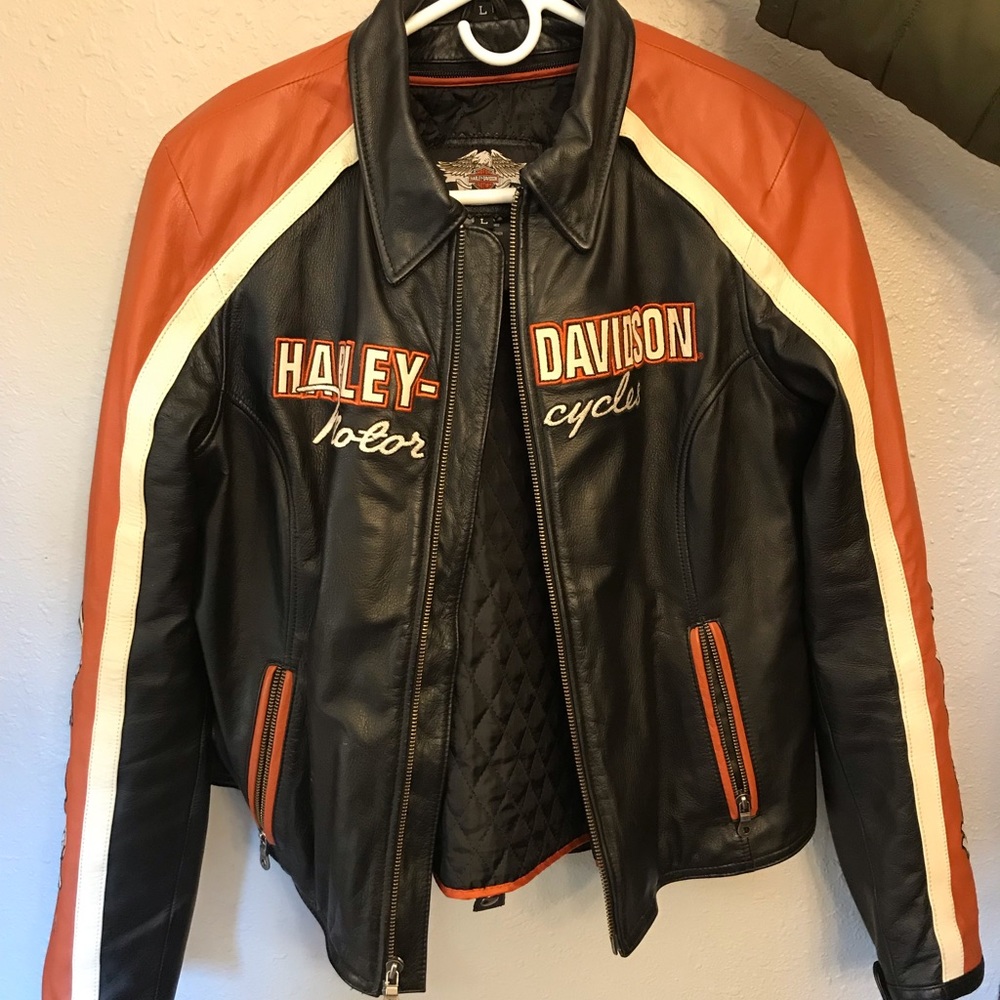 Orange Harley Davidson leather riding set